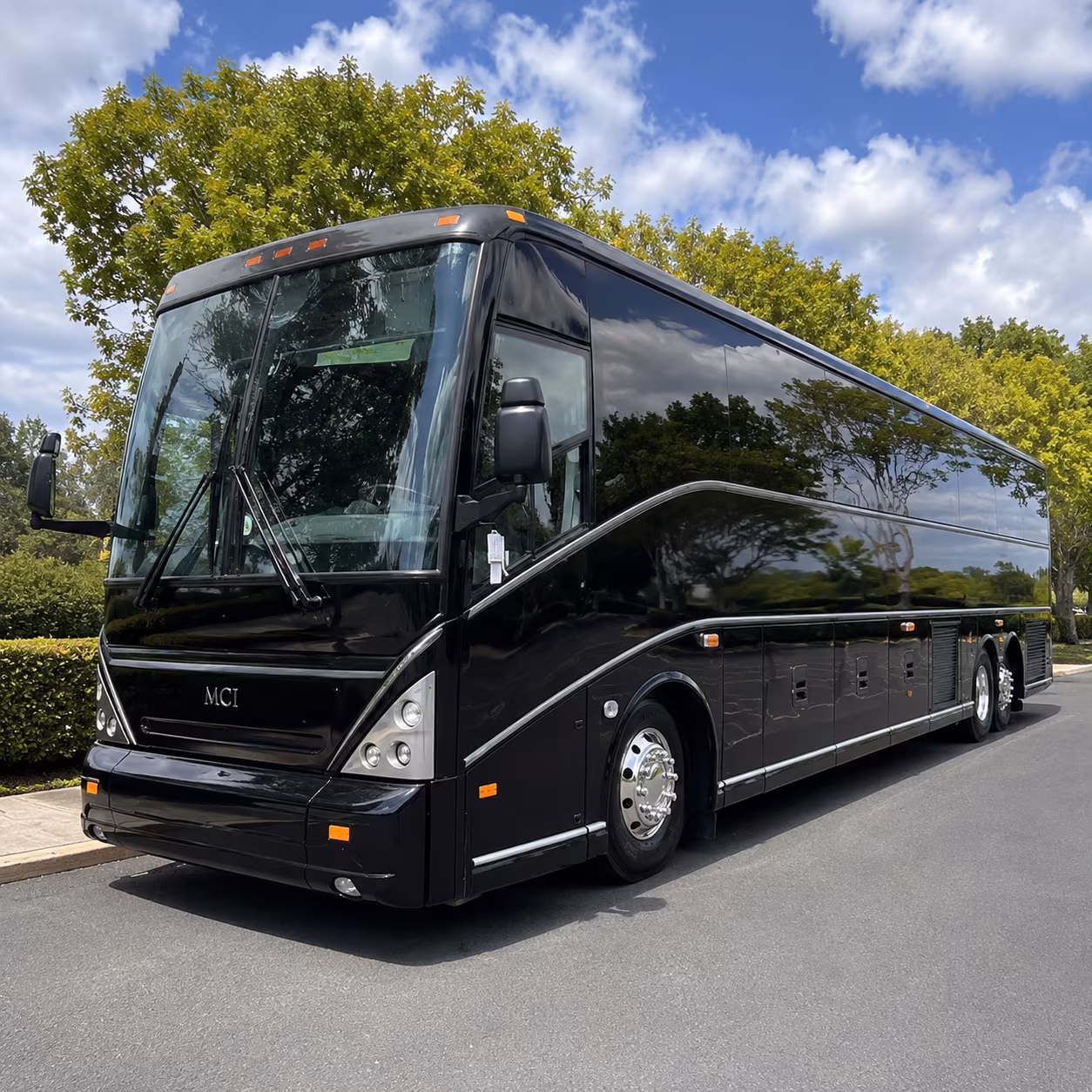 busrentalfortsmith com helps you find airport shuttles to fort smith regional airport and beyond