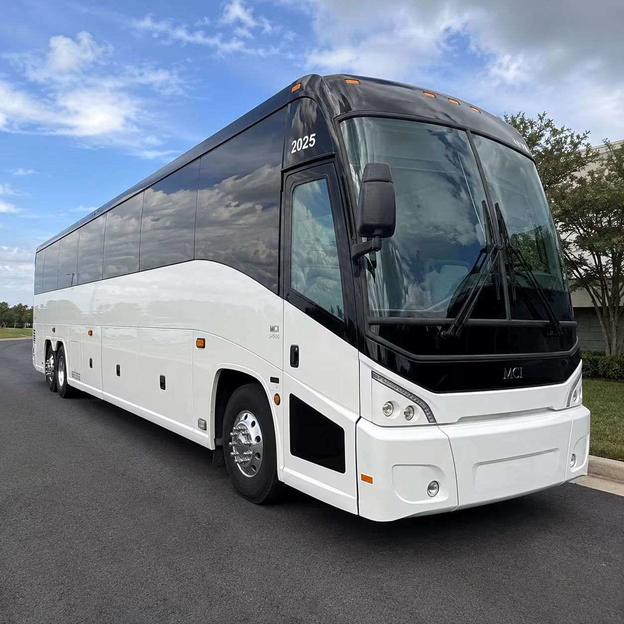 charter buses for fort smith frontier days chaffee crossing and river valley festivals