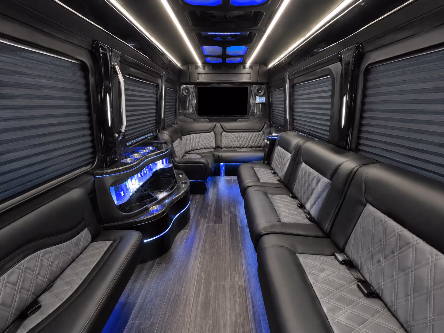 let busrentalfortsmith com handle corporate event and off site transportation in fort smith