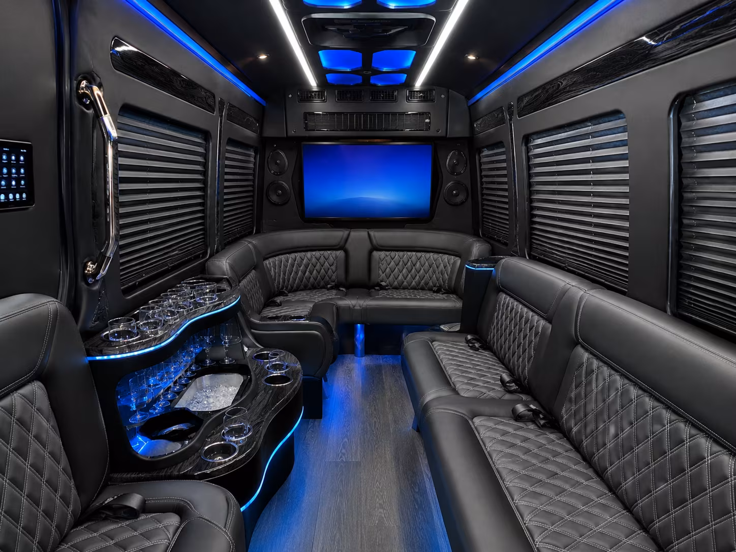 with busrentalfortsmith com you get corporate shuttles employee transportation and convention buses for fort smith s biggest employers